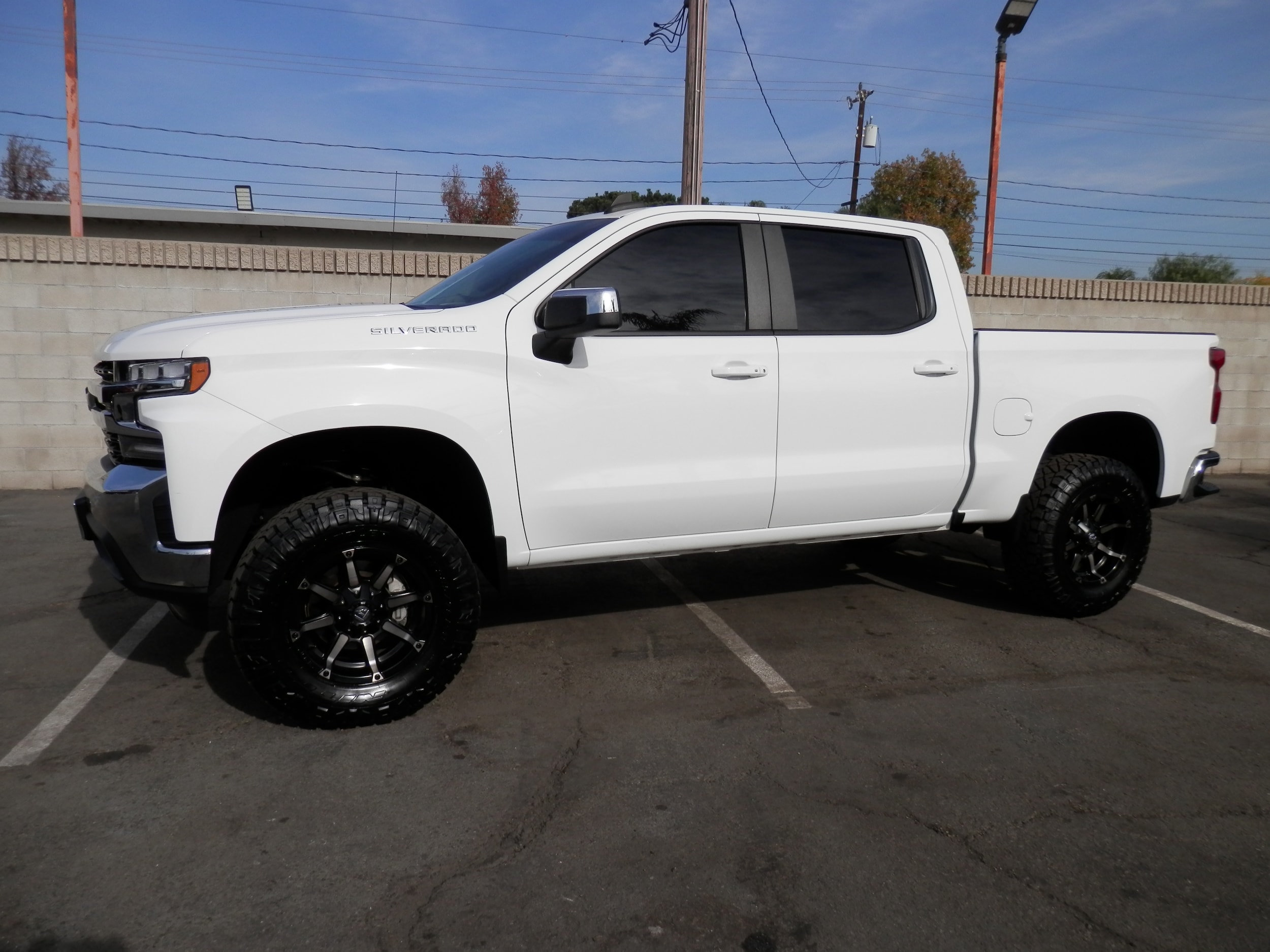 chevrolet silverado 1500 2019 3GCPWCEK1KG154059 image chevrolet silverado 1500 2019 3GCPWCEK1KG154059 image